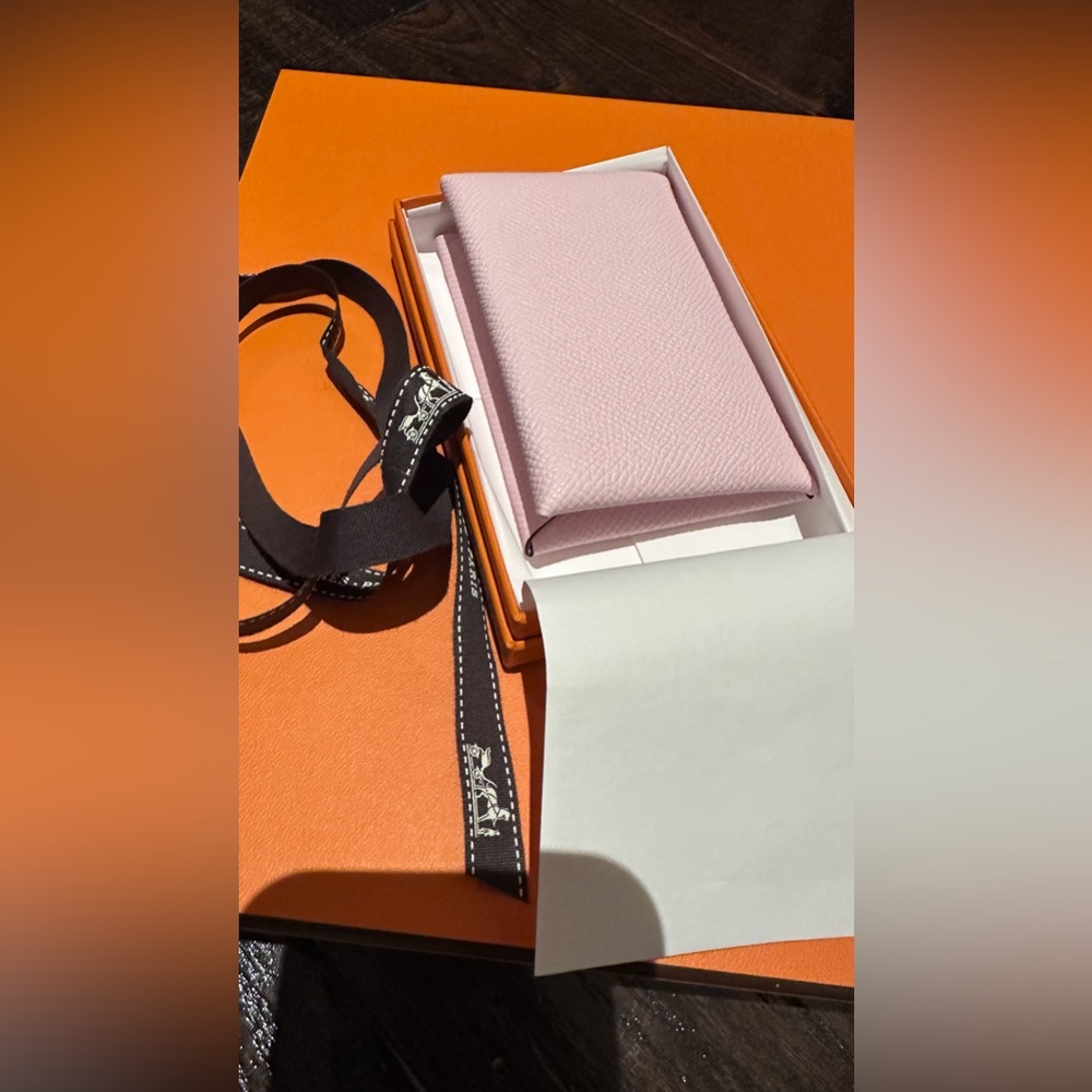 Sold ❤️BNIB Hermes Calvi Rose Darling full set